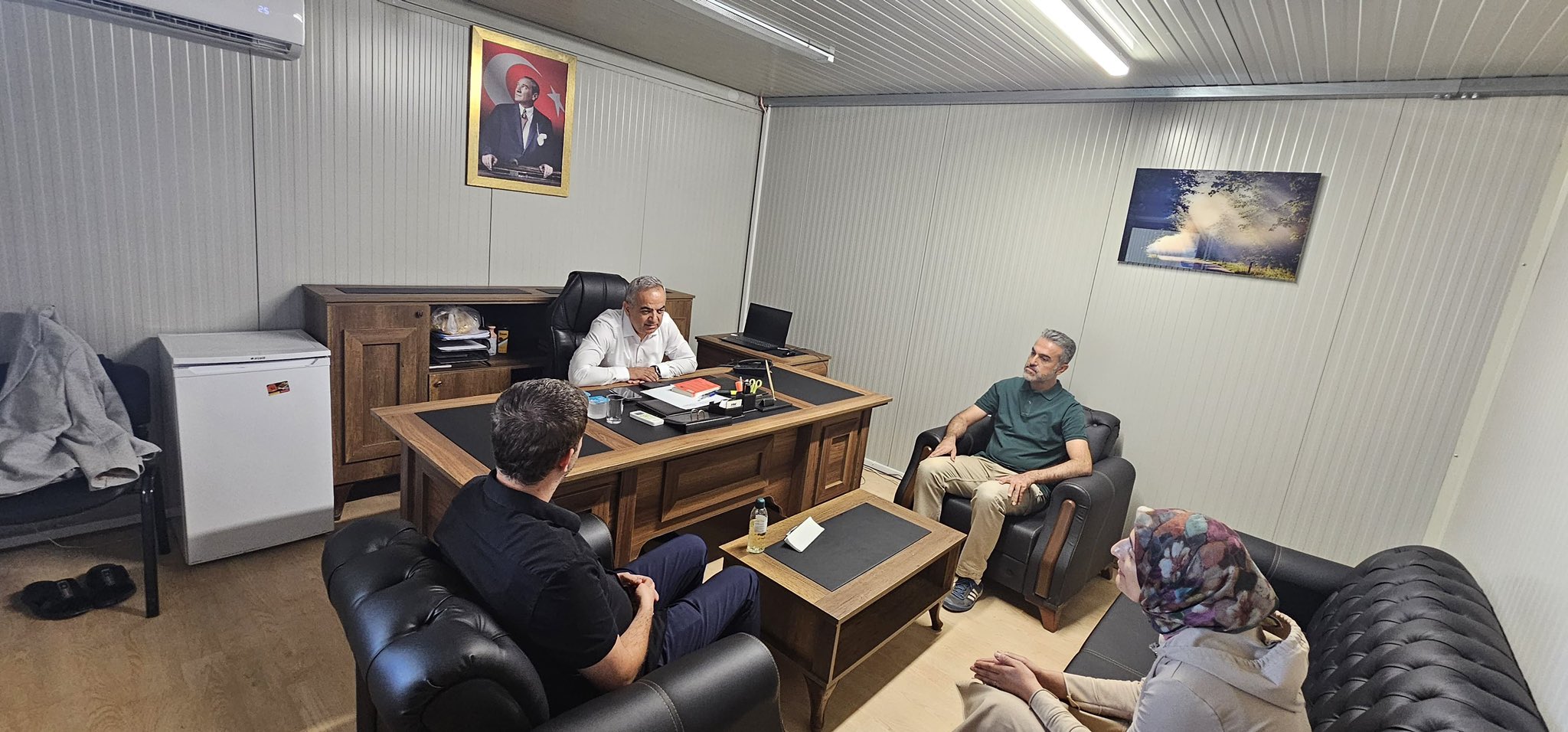 İl Müdürümüz Sayın Ömer Faruk ERGÜN, Yeşilyurt Sosyal Hizmet Merkezi ile Battalgazi Sosyal Hizmet Merkezimize ziyaret gerçekleştirerek incelemelerde bulundu.