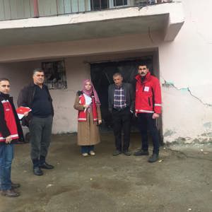 Malatya psikososyal destek ekibimiz   Pütürge  İlçesinde bulunan  Yazıca ve Üçyaka Mahallesini ziyaret etti. - fotoğraf 4