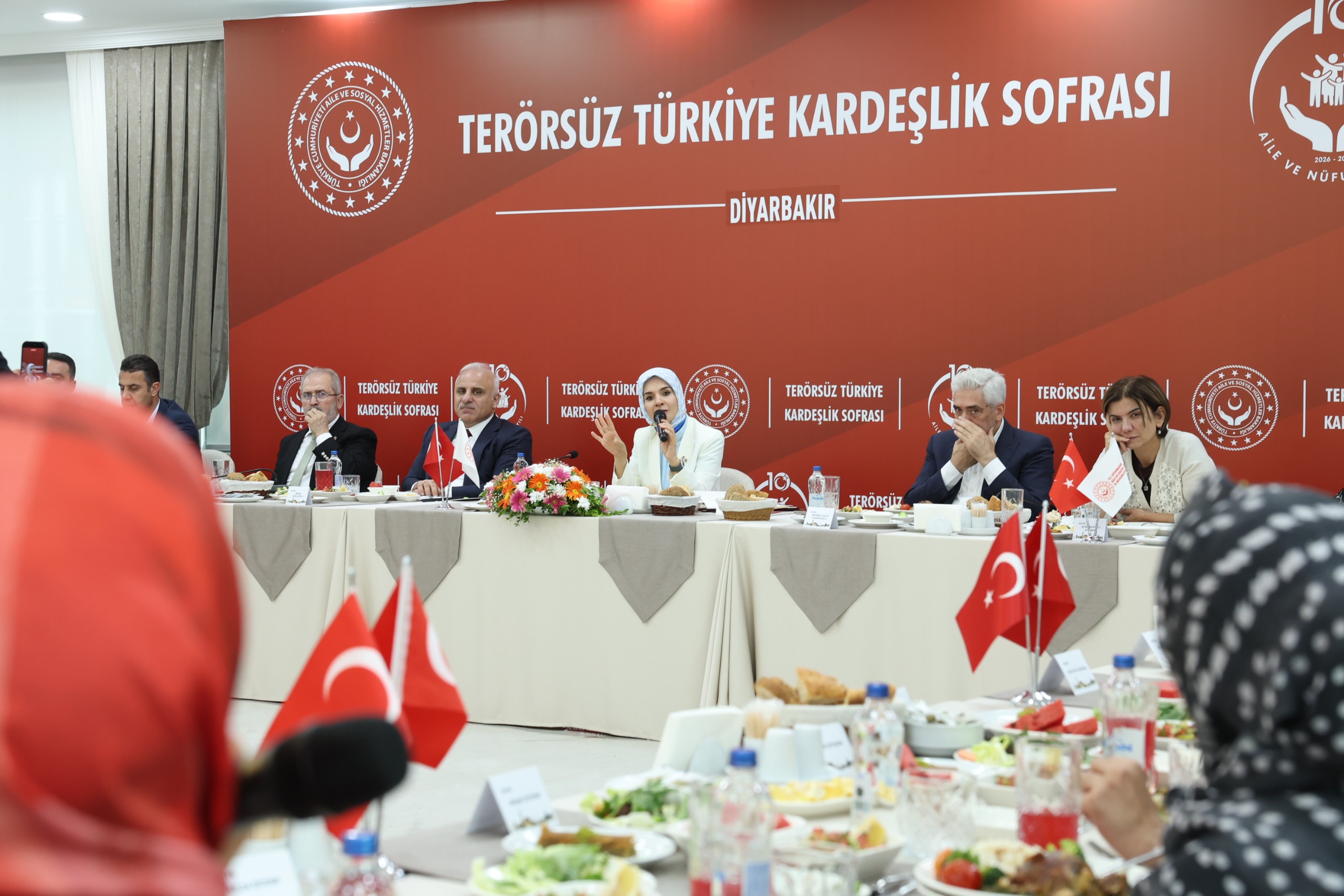 Bakanımız Göktaş: "Terörsüz Türkiye’yi şehit yakınlarımız ve gazilerimizle birlikte inşa ettik”