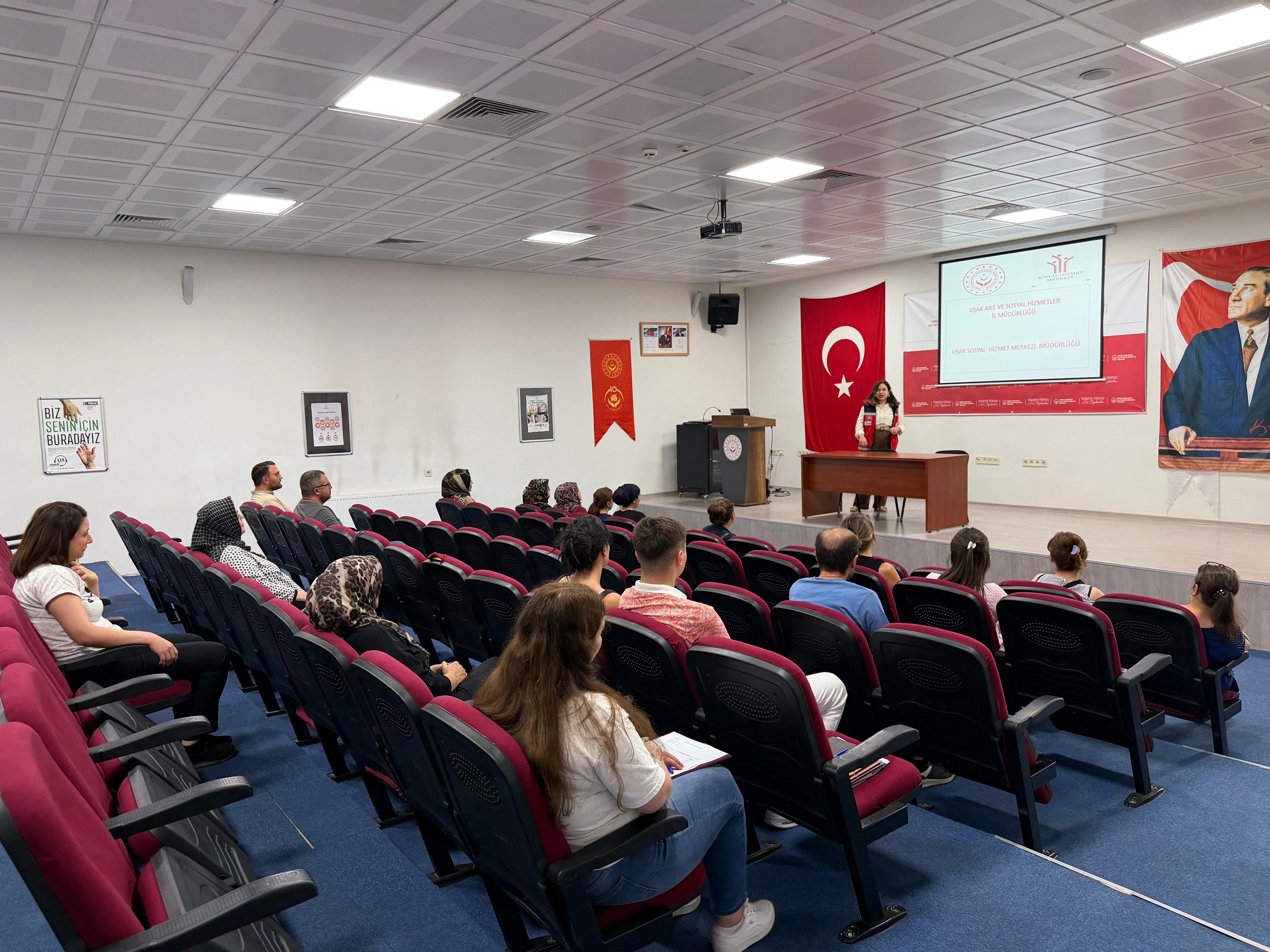 Engelli Bireye Sahip Ailelere Yönelik Aile Eğitimi