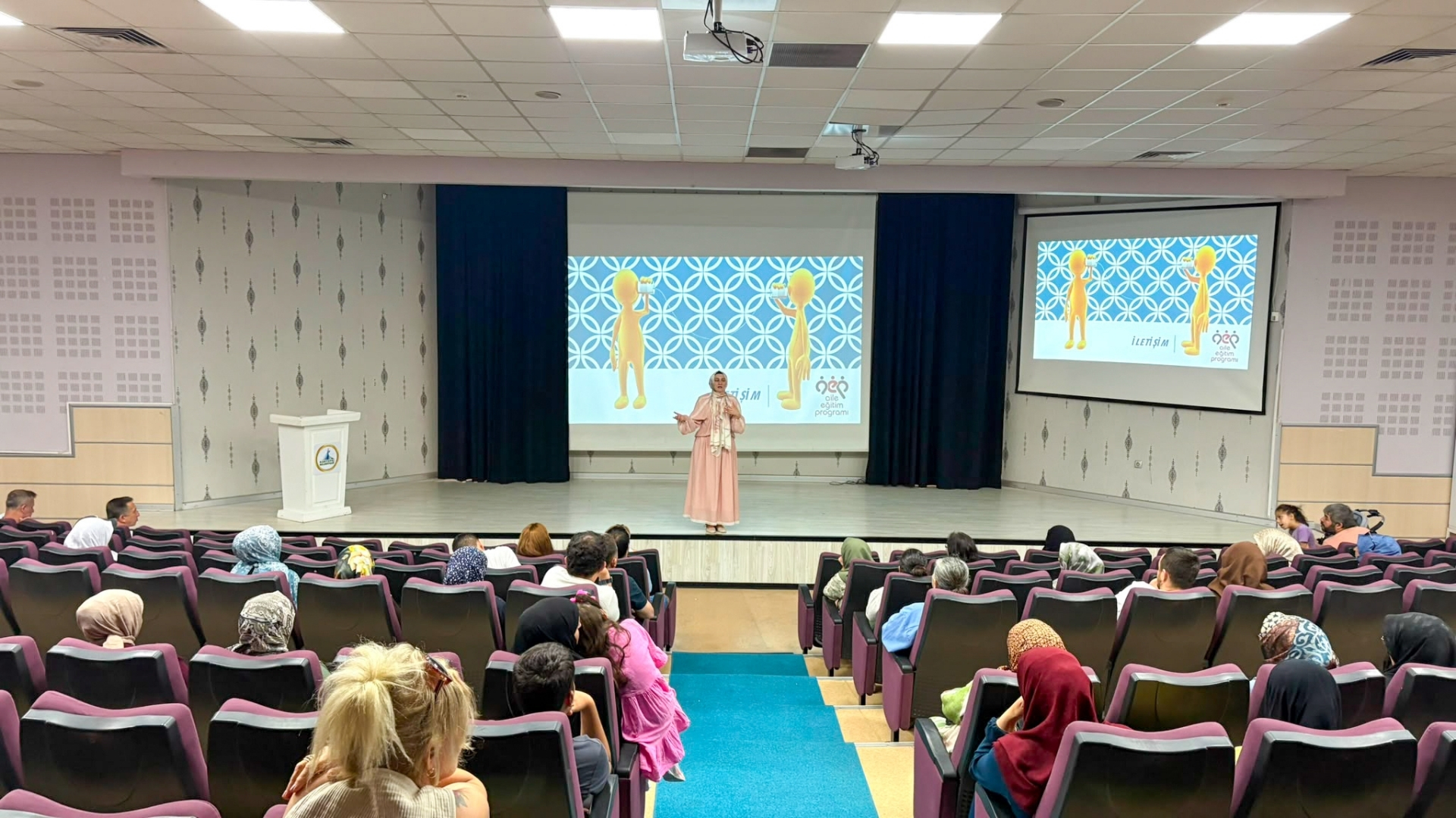 Evde Bakım Hizmetinden Yararlanan Ailelere Yönelik Eğitim Programı Gerçekleştirildi