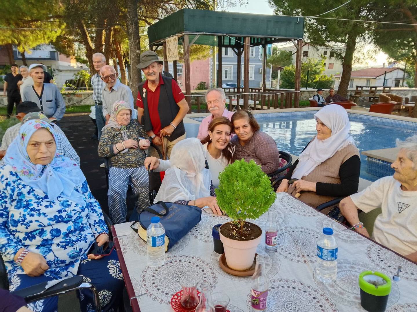 İl Müdürümüz Gördes Huzurevinde İnceleme ve Denetimde Bulundu