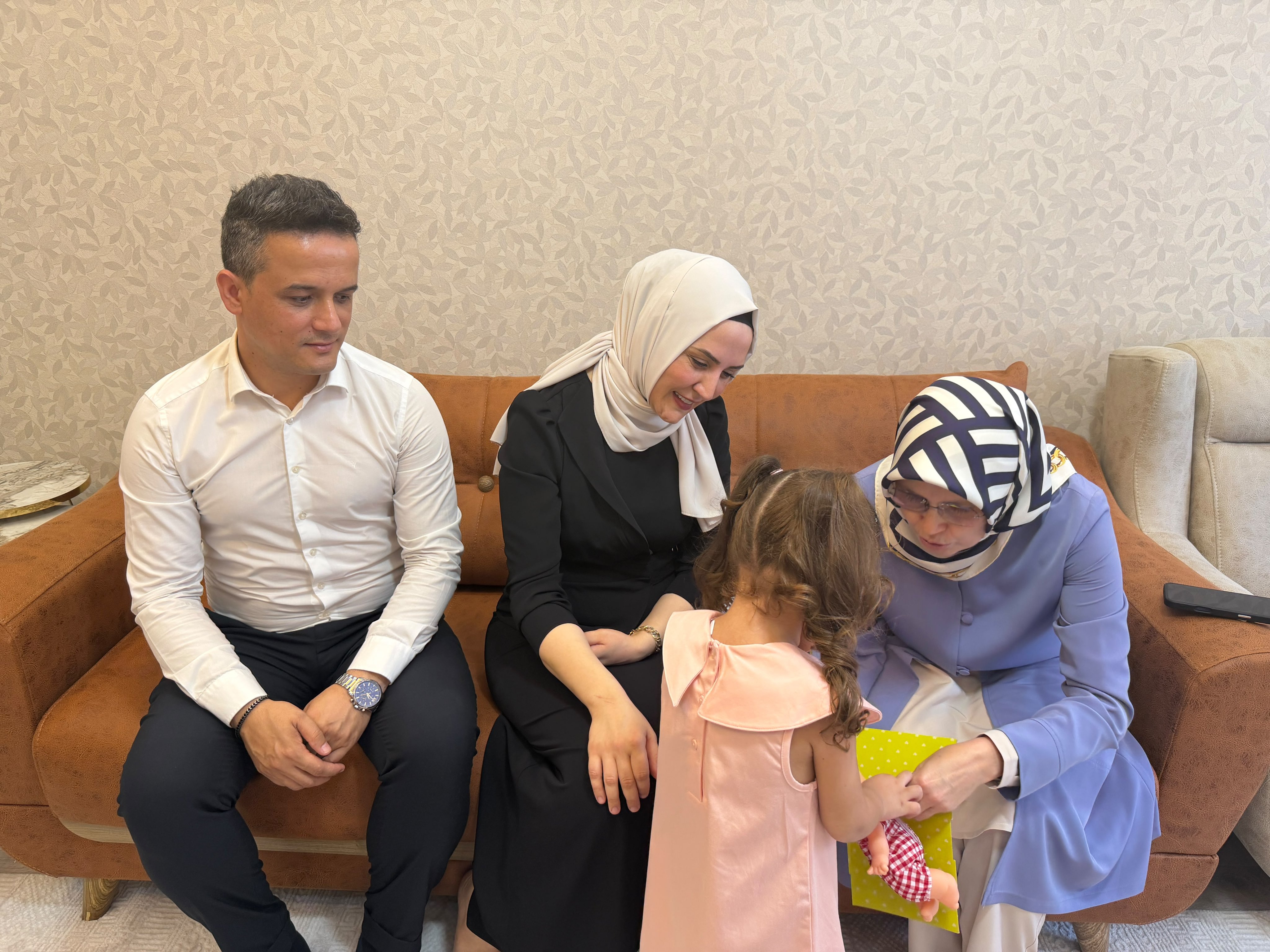 Sevgiyle Büyüyen Yuvalar, Umutla Yeşeren Yarınlar