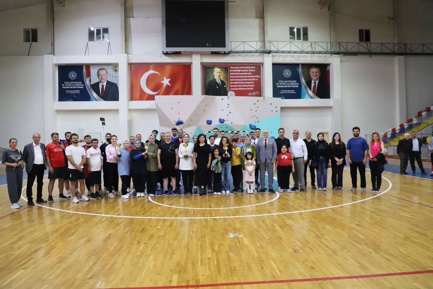 2026 Bahar Kuruluşlararası Voleybol Turnuvası Final Programı’nı Gerçekleştirdik - fotoğraf 3