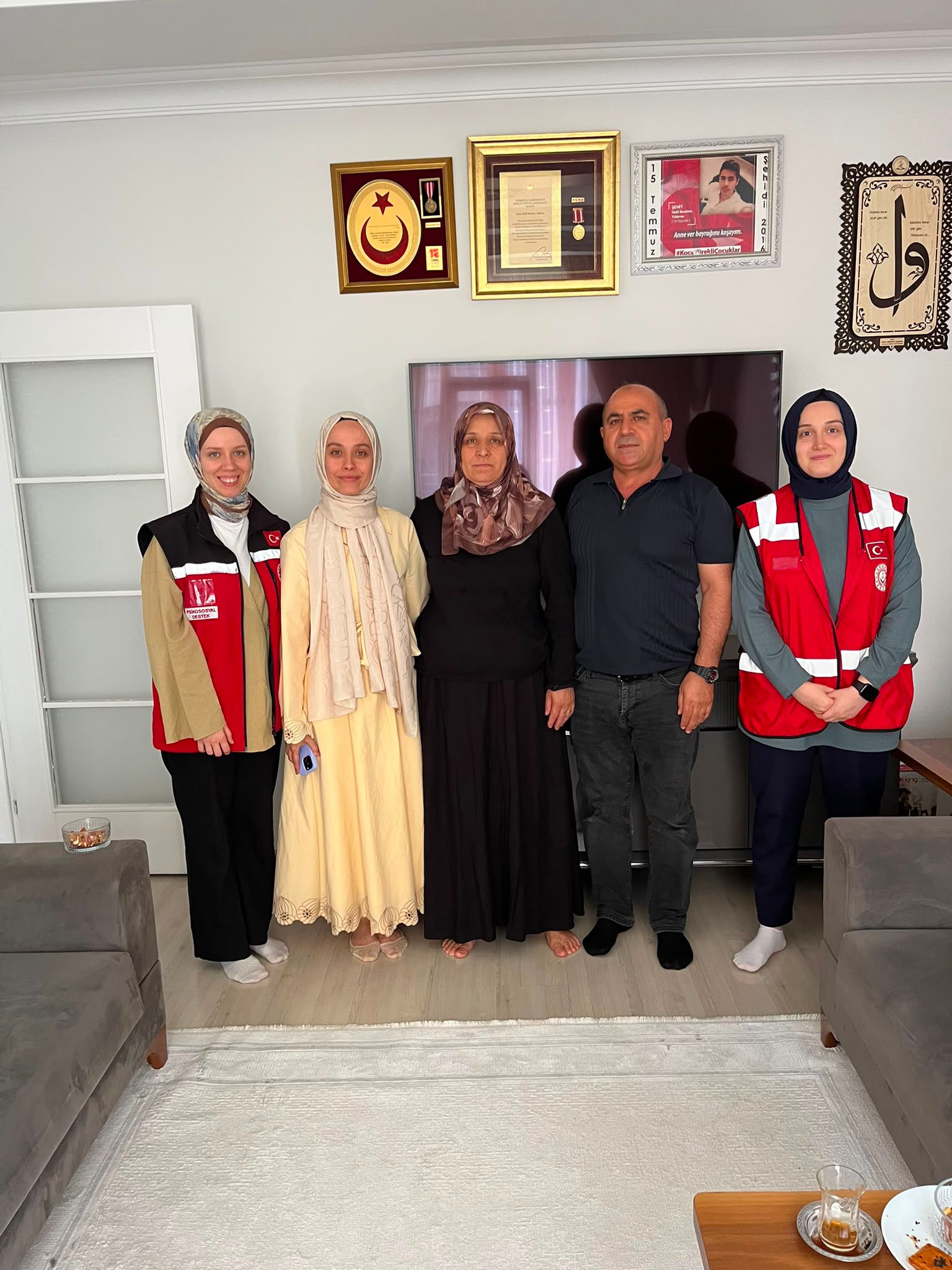 İl Müdürlüğümüze Bağlı Şehit ve Gazi Hizmetleri Birimimiz Koordinasyonunda, Şehit Yakınlarımız ve Gazilerimizin Hanelerine Ziyaretler Gerçekleştirdik
