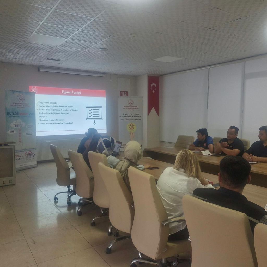 Kadına Yönelik Şiddetle Mücadele Eğitimi Düzenlendi