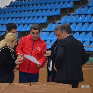 Yardım Kolilerimiz Teslim Edildi - fotoğraf 6