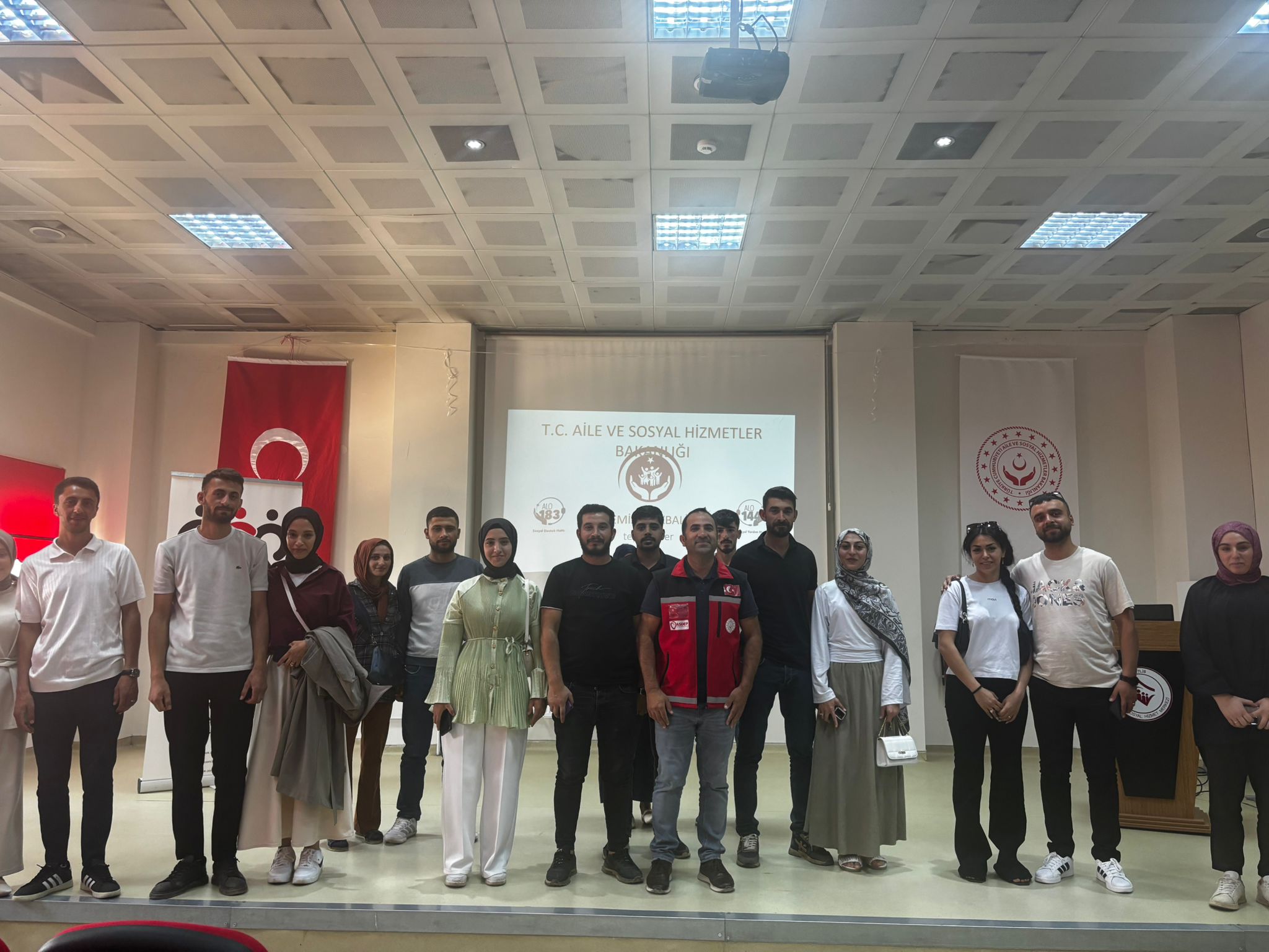 Evlenecek Gençlerin Desteklenmesi Programı kapsamında gençlerimize yönelik evlilik öncesi eğitim