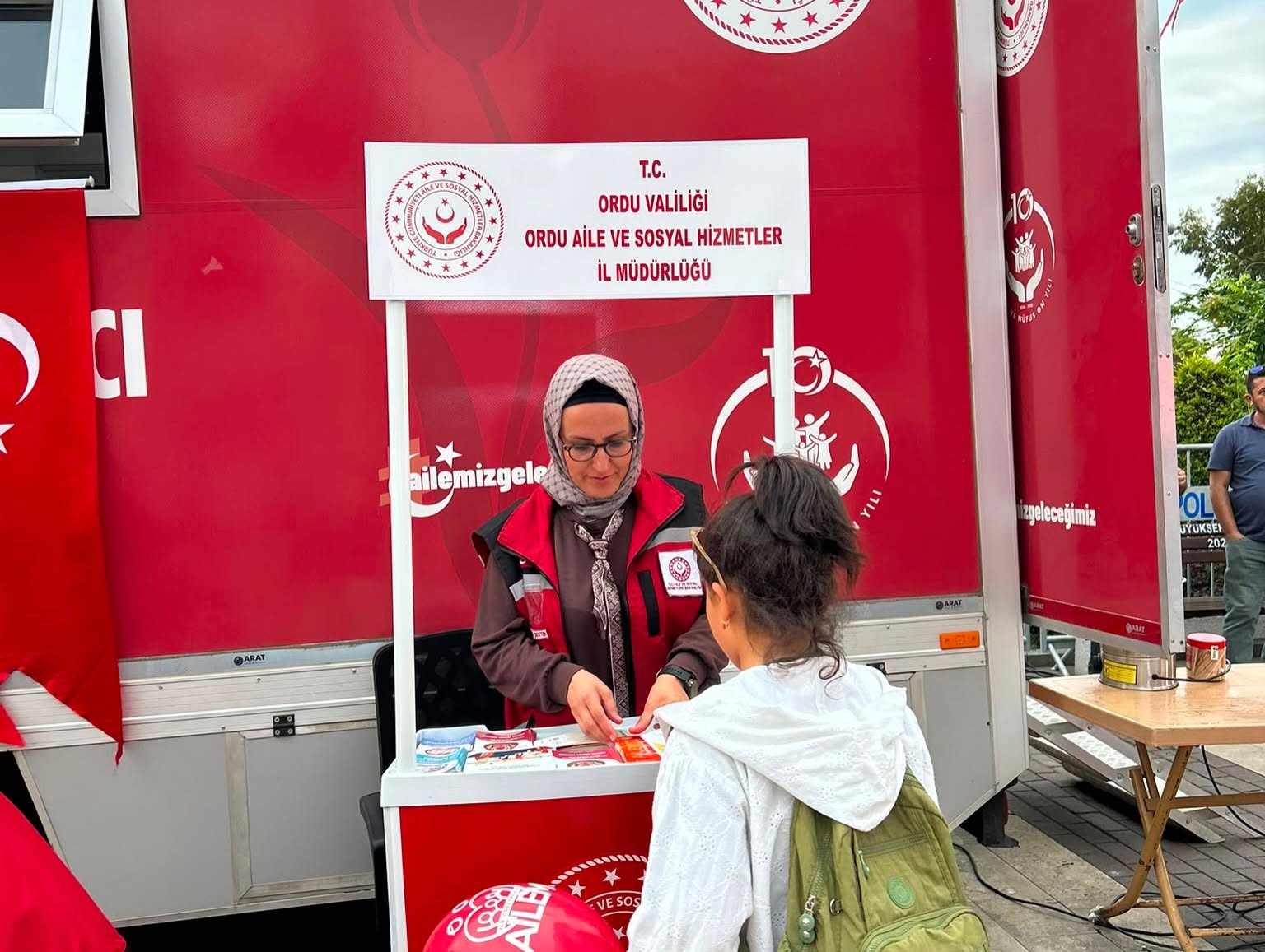 Yerinde Sosyal Hizmet ile Vatandaşlarımızın Yanındayız