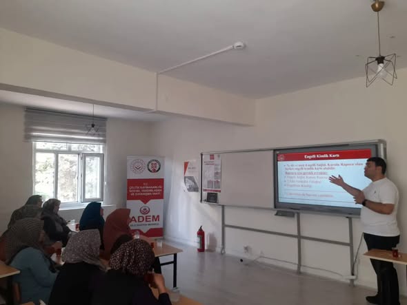 Çeltik’te ADEM Kursiyerlerine Yönelik Bilgilendirme Toplantısı Gerçekleştirildi