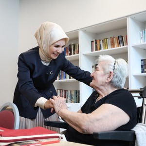 Bakanımız Göktaş, Göztepe Semiha Şakir Huzurevi Yaşlı Bakım ve Rehabilitasyon Merkezi'nin açılışına katıldı - fotoğraf 7