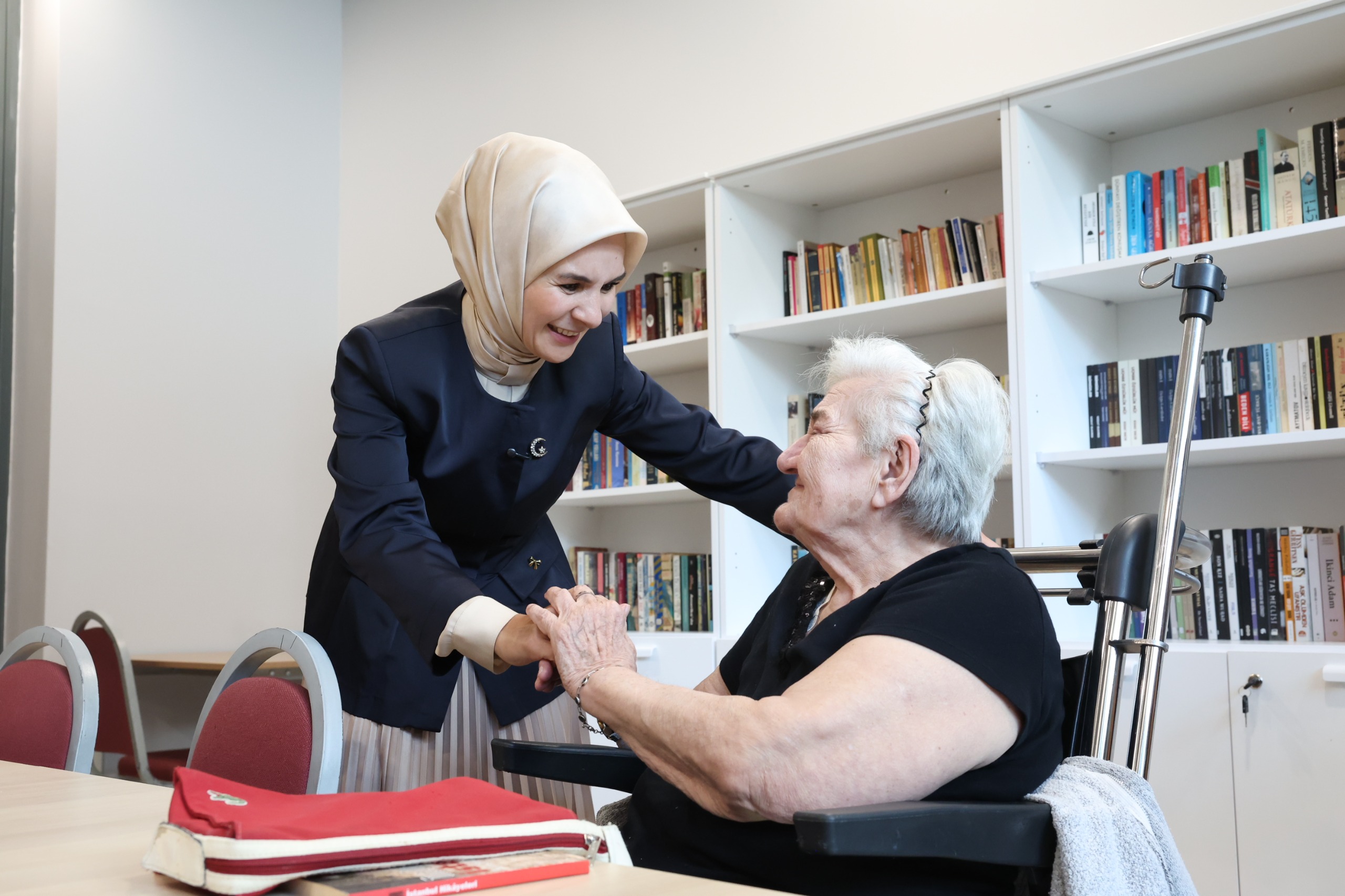 Eylül ayı yaşlı ve engelli aylıkları hesaplara yatırılmaya başlandı