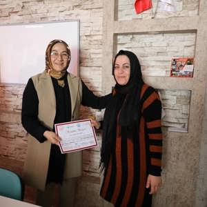 Kursiyerlere Sertifikaları Veridi - fotoğraf 3