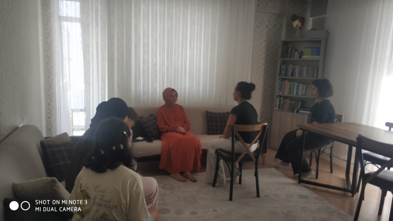 Şube Müdürümüz Sayın Leyla DOĞAN, çocuk evlerimizi ziyaret ederek çocuklarımızla bir araya geldi.