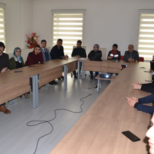 ‘Afet ve Acil Durumlarda Çocuk ve Ergenlerle Psikososyal Destek Çalışmaları’ eğitimi verildi. - fotoğraf 1