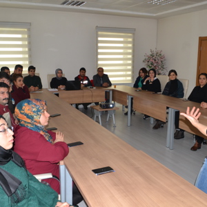 ‘Afet ve Acil Durumlarda Çocuk ve Ergenlerle Psikososyal Destek Çalışmaları’ eğitimi verildi. - fotoğraf 2