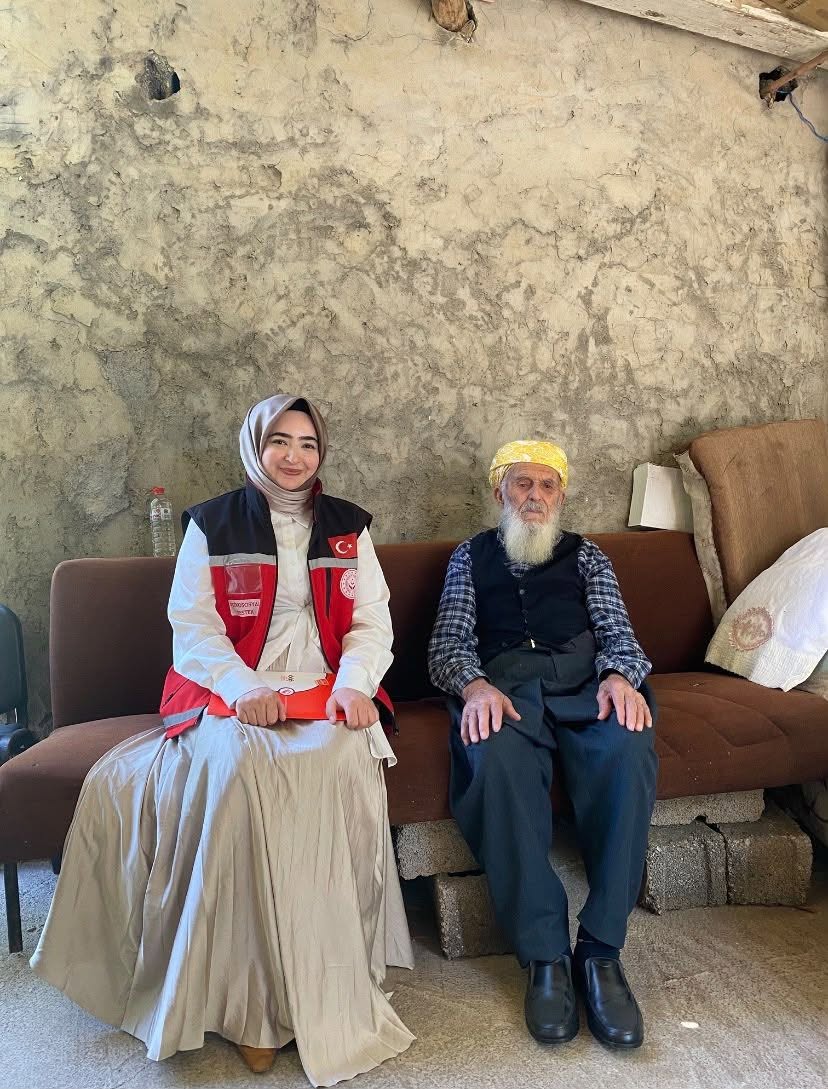 Kore Gazimiz Hüsnü Kaya, Şehit Yakınları ve Gaziler Birimimiz tarafından ziyaret edildi.