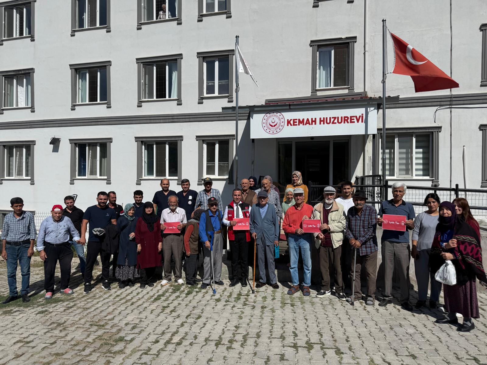 “İyilik Var” Platformu faaliyetleri kapsamında, İlçelerimiz sınırları içerisinde faaliyet gösteren kamu kurum ve kuruluşları ile esnafla görüşmeler gerçekleştirilmiştir.