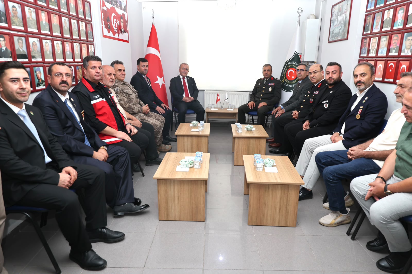 19 Eylül Gaziler Günü Dolayısıyla Kahraman Gazilerimize Anlamlı Ziyaret