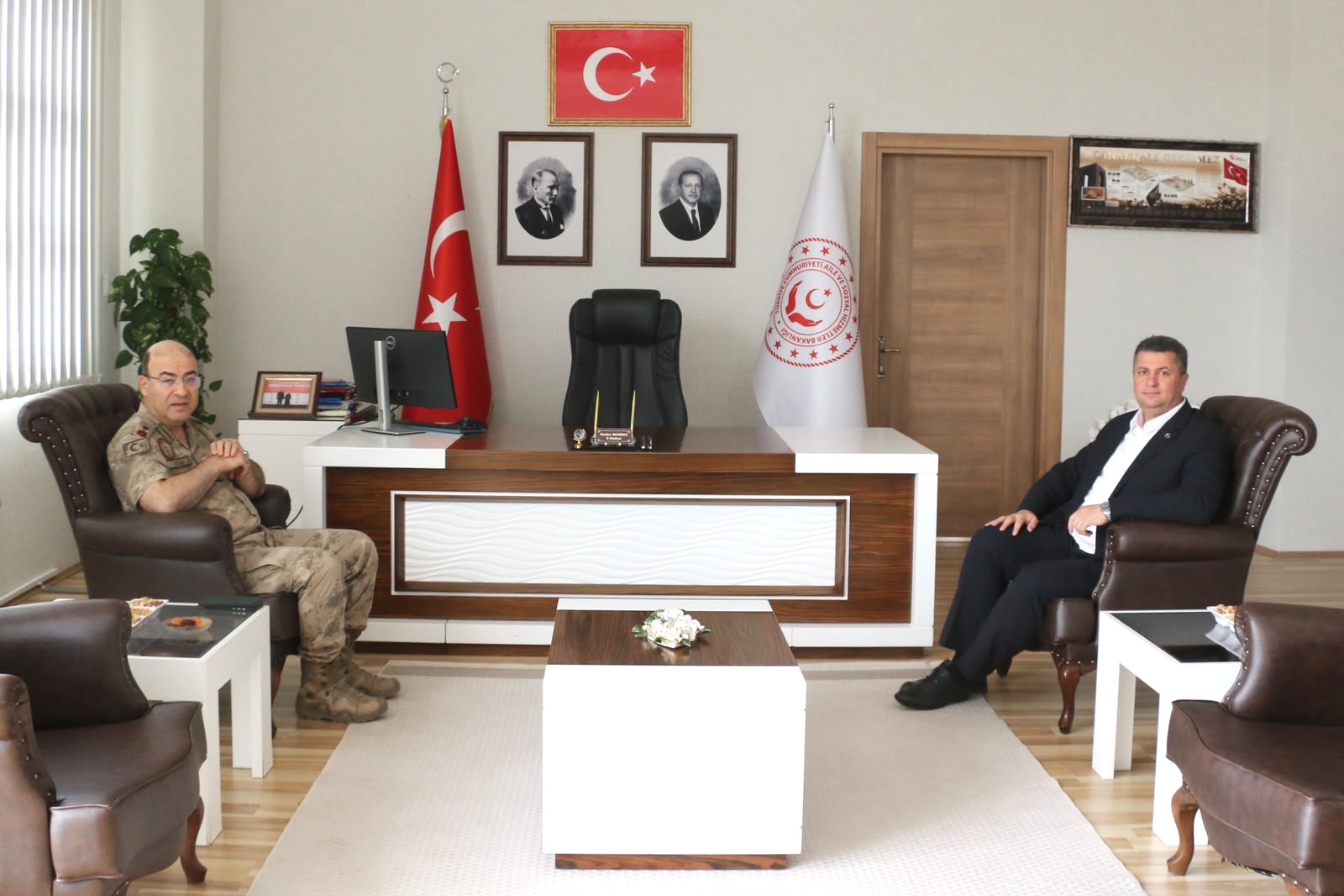 İl Müdürümüz Sayın Serdar DEMİRCİ, İl Jandarma Komutanı Tuğgeneral Sayın Alpaslan DOĞAN’ı  Makamında  Ağırladı