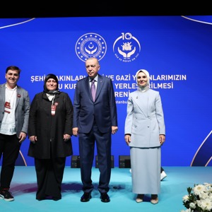 Cumhurbaşkanı Erdoğan ve Bakanımız Göktaş Şehit Yakınları, Gazi ve Gazi Yakınlarımızın Kamu Kurumlarına Yerleştirilmesi Kura Töreni’ne katıldı - fotoğraf 14