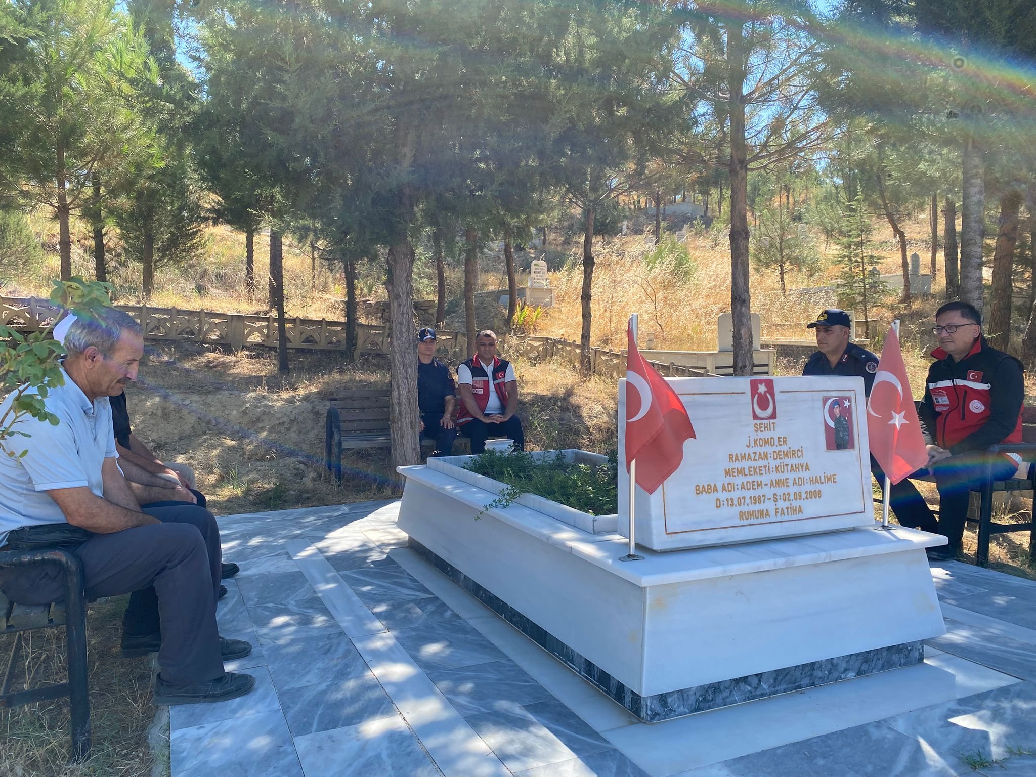 Şehidimiz Ramazan Demirci Kabri Başında Anıldı