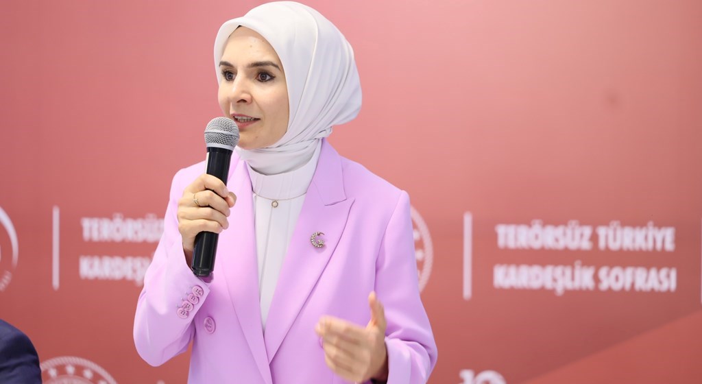 Bakanımız Göktaş, Van'da "Terörsüz Türkiye Kardeşlik Sofrası"nda konuştu: