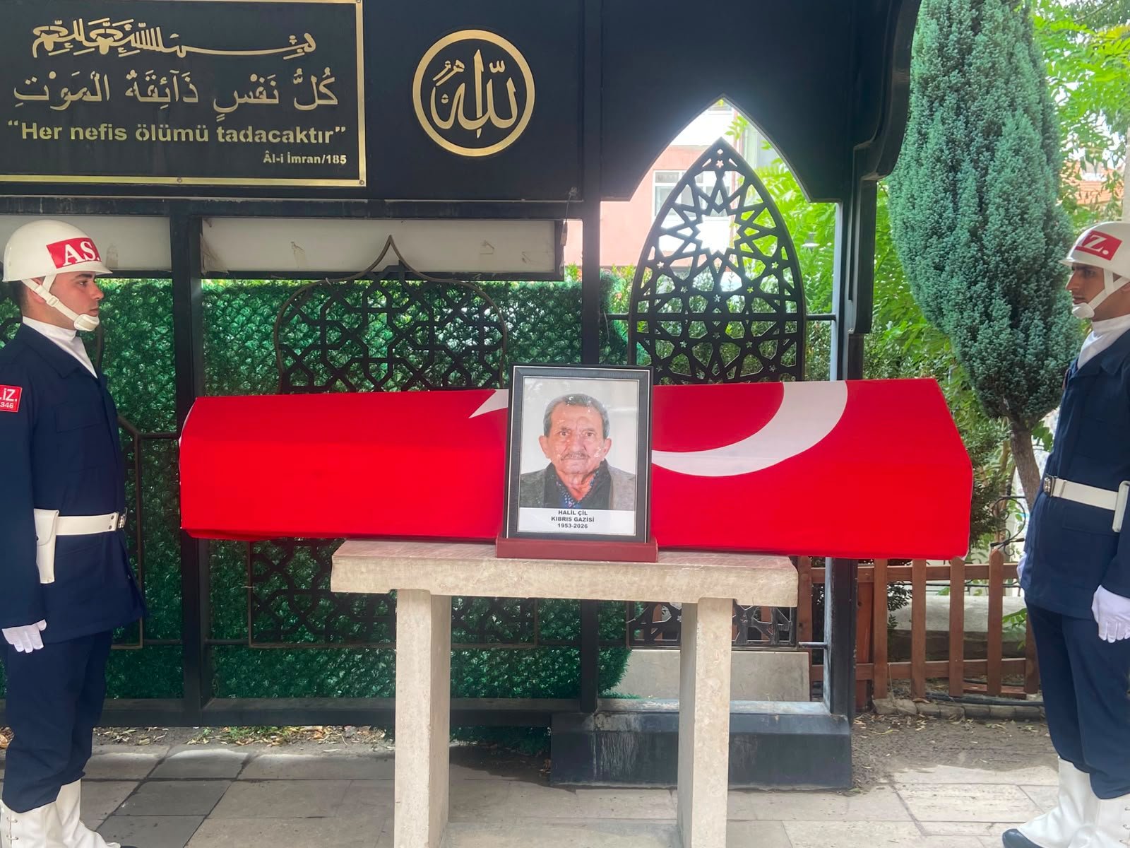 Kıbrıs Gazimiz Halil Çil Son Yolculuğuna Uğurlandı