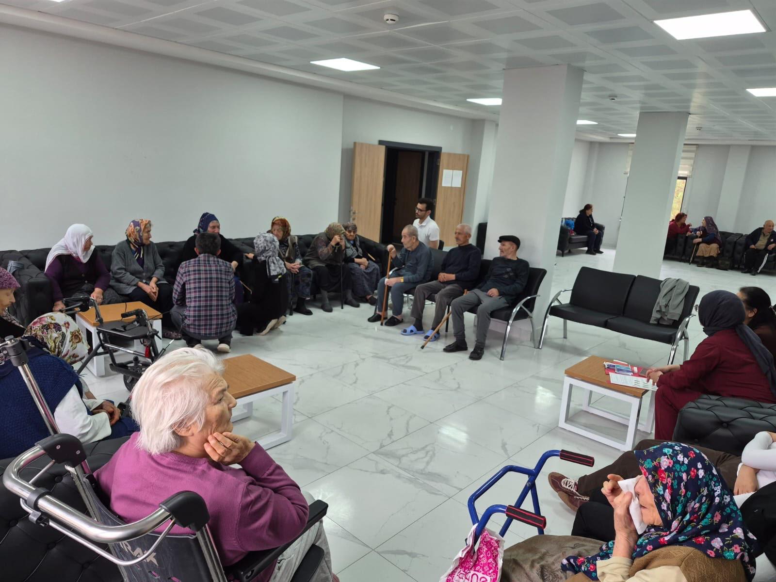 Dünya Alzheimer Günü Kapsamında Kıymetli Büyüklerimize Yönelik Farkındalık Programı Düzenlendi