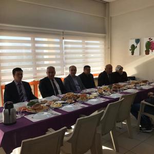 Devrek'te İkamet Etmekte Olan Şehit Yakınları ve Gazilere Yönelik Kahvaltı Programı Düzenlendi - fotoğraf 6