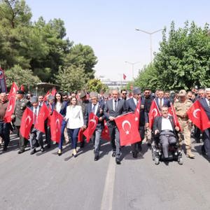 "Kahramanlarla Kardeşlik Yolunda” 19 Eylül Gaziler Günü Yürüyüşü 81 İlimizde Gerçekleştirildi - fotoğraf 6