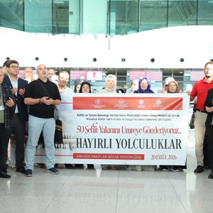 Şehitlerimizin Kıymetli Emanetleri Umre Yolculuğuna Uğurlandı - fotoğraf 3