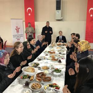 Çaycuma'da İkamet Etmekte Olan Şehit Yakınları ve Gazilere Yönelik Kahvaltı Programı Düzenlendi - fotoğraf 3