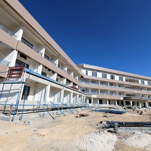 Valimiz Dr. Naci AKTAŞ, Afyonkarahisar Huzurevi Yaşlı Bakım ve Rehabilitasyon Merkezi ile Erkek Çocuk Evleri Sitesi İnşaatlarında İncelemelerde Bulundu. - fotoğraf 5