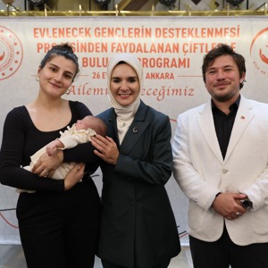 Bakanımız Göktaş, Evlenecek Gençlerin Desteklenmesi Projesi'nden yararlanan çiftlerle buluştu - fotoğraf 16