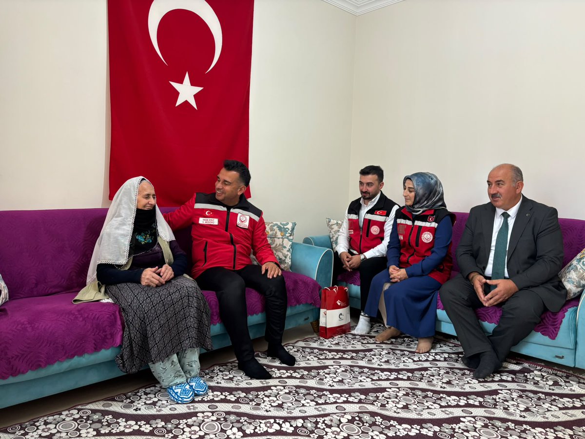 Şehidimiz Er İbrahim Genç’in Annesi Seher Genç’i Ziyaret Ettik.