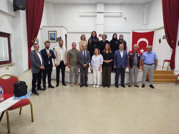 Kadın Kooperatiflerinin Güçlendirilmesi Protokolü kapsamında İlimizde bulunan Kadın Kooperatifleri ile diğer kurumlar arasında koordinasyonu sağlamak amacıyla Engelsiz Yaşam Bakım ve Rehabilitasyon Merkezimizde İl Müdürlüğümüzün öncülüğünde toplantı yapıldı.