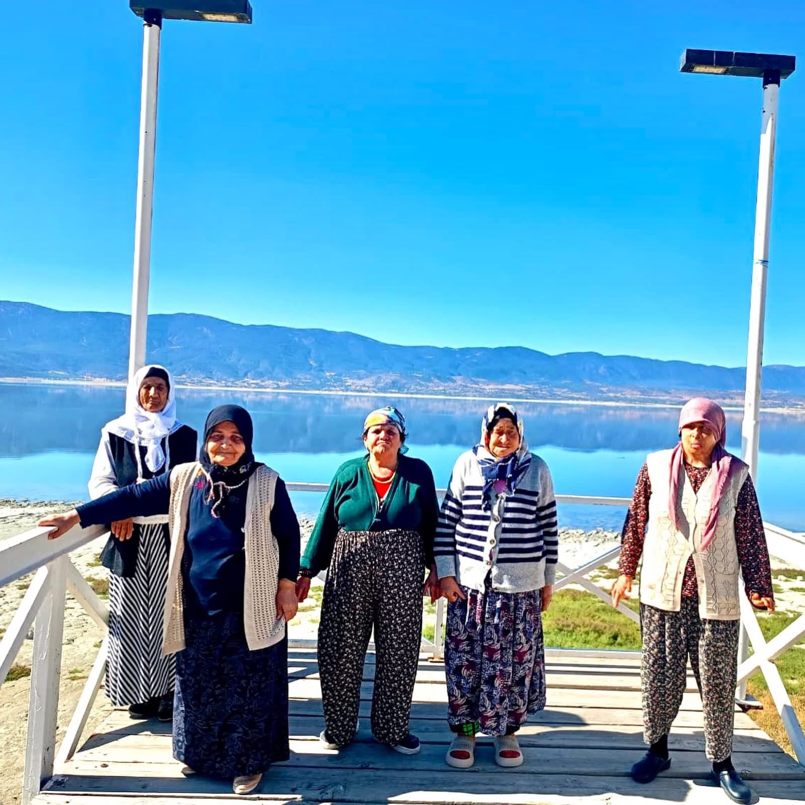 Huzurevi sakinlerimizle Burdur Gölü Gezisi