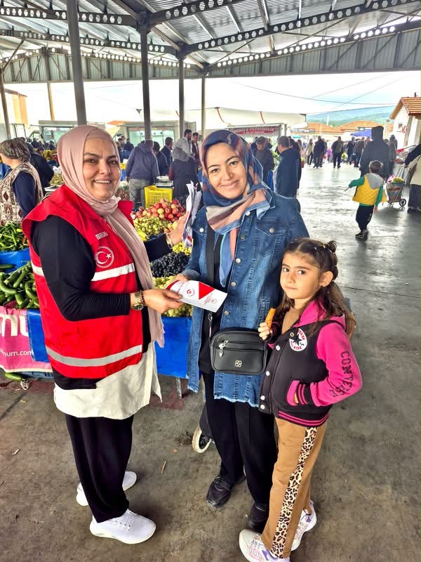 Gölhisar Sosyal Merkezi  Müdürlüğü tarafından Çavdır Pazarı’nda  Bilgilendirme Faaliyeti Gerçekleştirildi