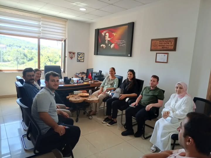 Yaşlı Hizmetlerine Yönelik Deneyim Paylaşımı ve İstişare Toplantısı Gerçekleştirildi