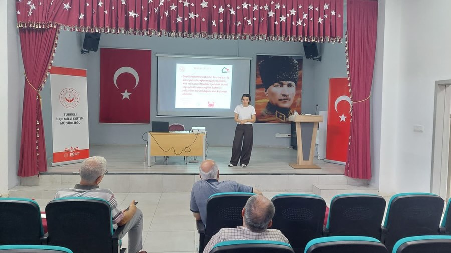 Türkeli ilçemizde görev yapan kıymetli muhtarlarımıza yönelik kapsamlı bir bilgilendirme toplantısı gerçekleştirdik.