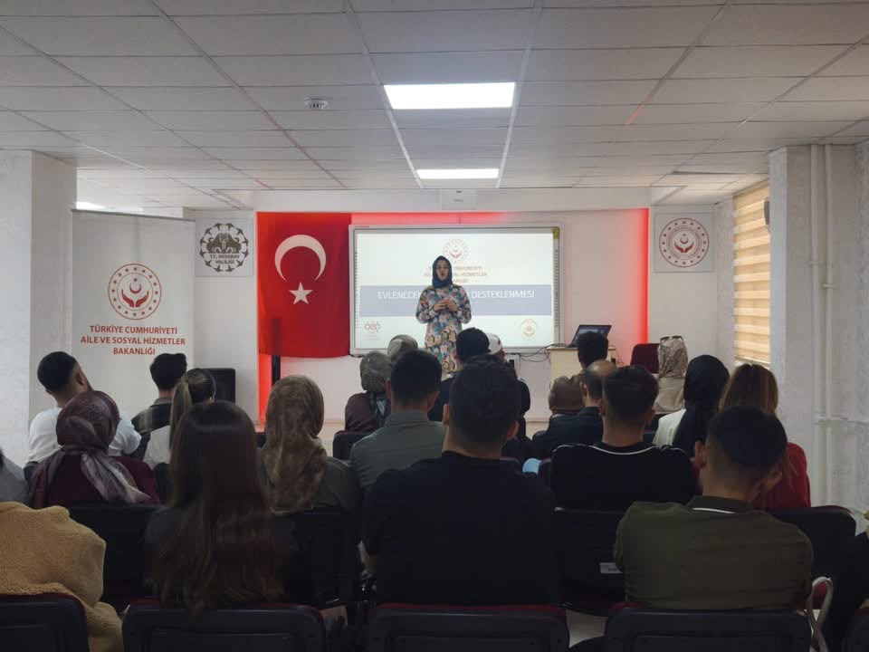Evlilik hazırlığında olan gençlerimize yönelik Evlilik Öncesi Eğitim Programı gerçekleştirdik