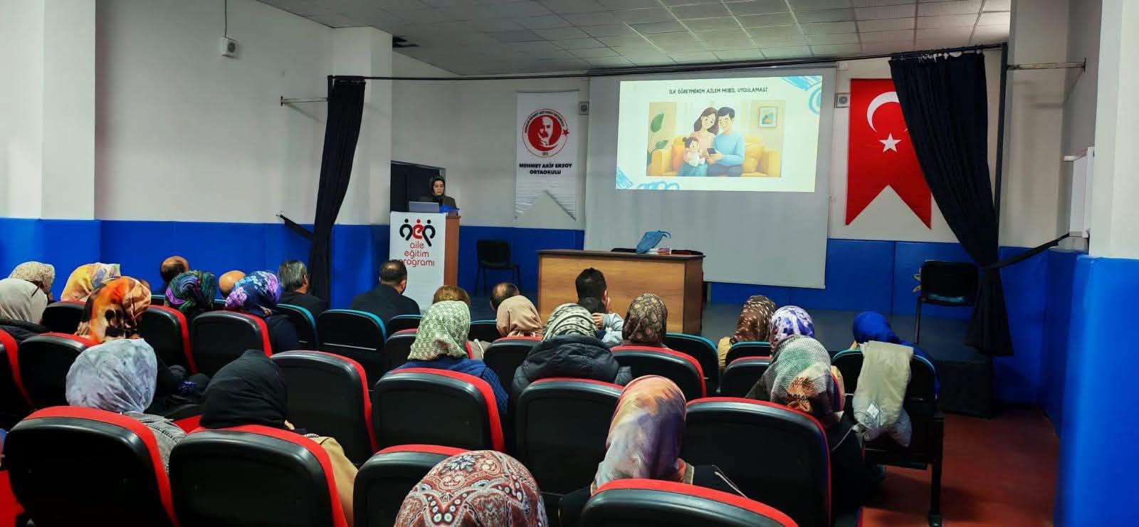 Okul ve Aile Hayatı Eğitimleri Devam Ediyor