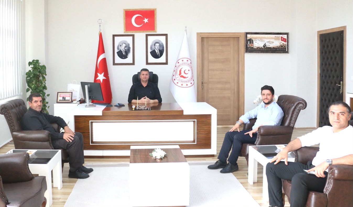 Baskil Yardımlaşma ve Dayanışma Derneğinden İl Müdürümüz Serdar Demirci`ye Ziyaret