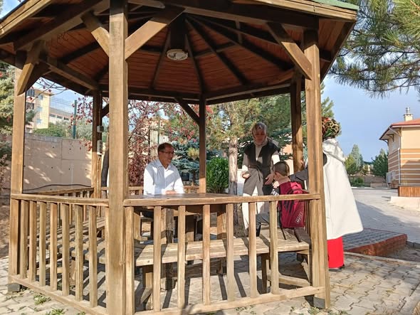 Yeni Eğitim Öğretim Yılında Çocuklarımızın Yanındayız,