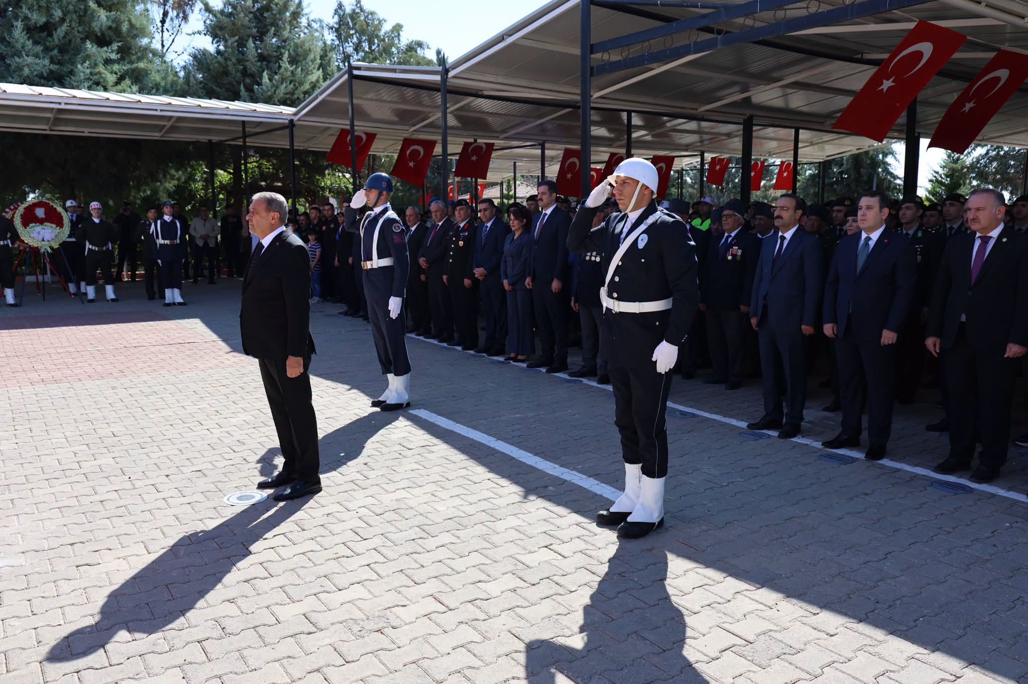 19 Eylül Gaziler Günü münasebetiyle Osmanbey Şehitlik Alanı’nda düzenlenen Çelenk Sunma Töreni’ne katıldık.