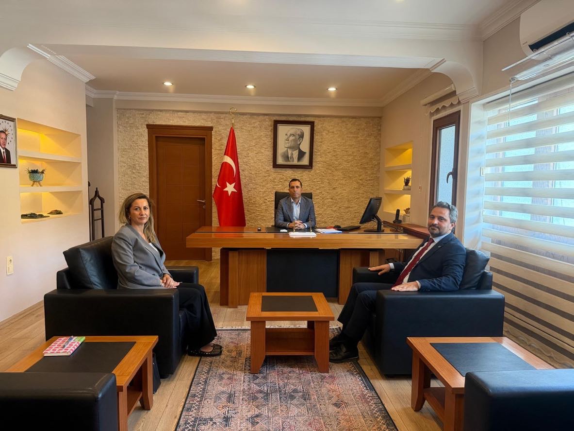 İl Müdürümüz Mahmut SELÇUK, Ortaca Kaymakamı Kenan AKTAŞ’ı ziyaret etti.