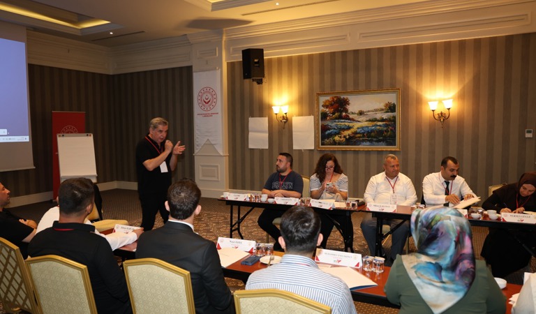  Van’da Sosyal Hizmet Alanında Mesleki Kapasiteyi Güçlendiren Eğitim Çalışmaları Gerçekleştirildi