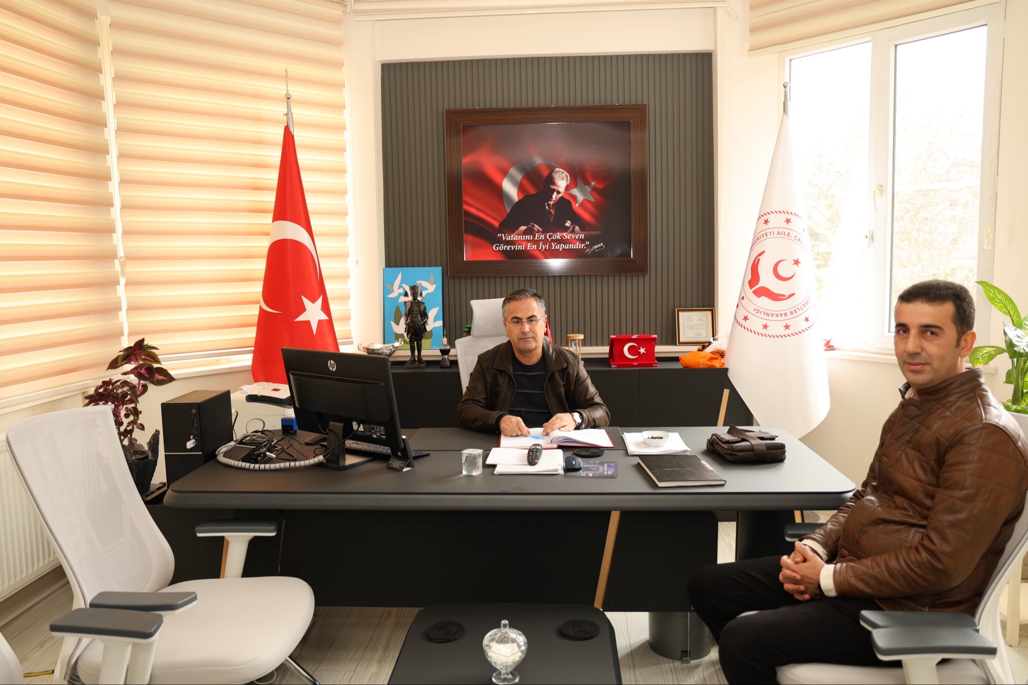 İl Müdürümüz Vefa Akdoğan, 120 Çocuk evleri Sitesi Müdürlüğümüzü ziyaret ederek yürütülen çalışmalar halkında bilgi aldı, denetim ve incelemelerde bulundu.