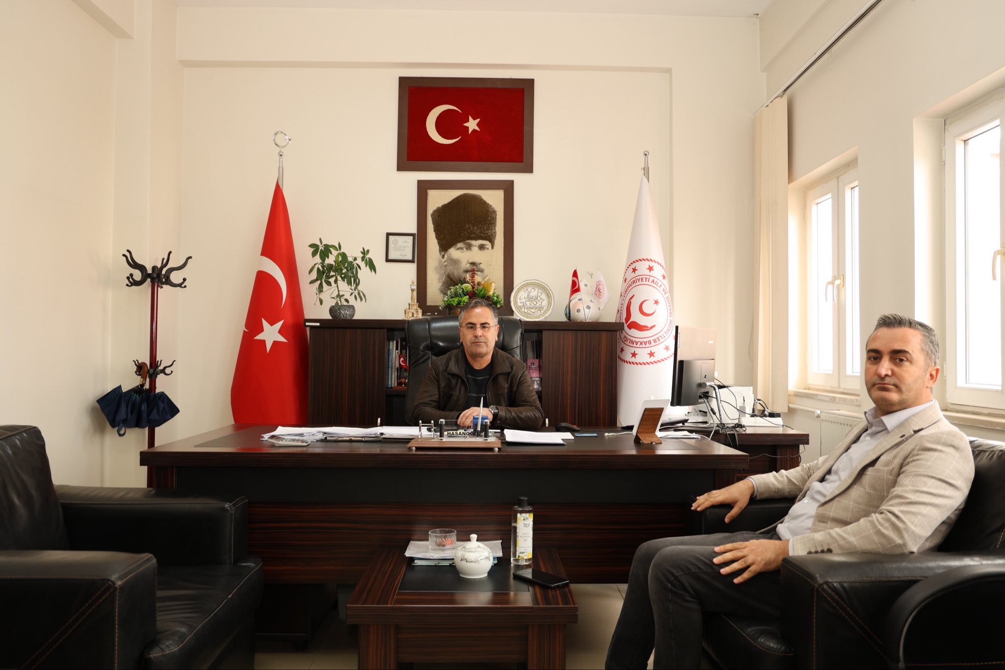 İl Müdürümüz Vefa Akdoğan, Van Çocuk evleri Sitesi Müdürlüğümüzü ziyaret ederek yürütülen çalışmalar halkında bilgi aldı, denetim ve incelemelerde bulundu.